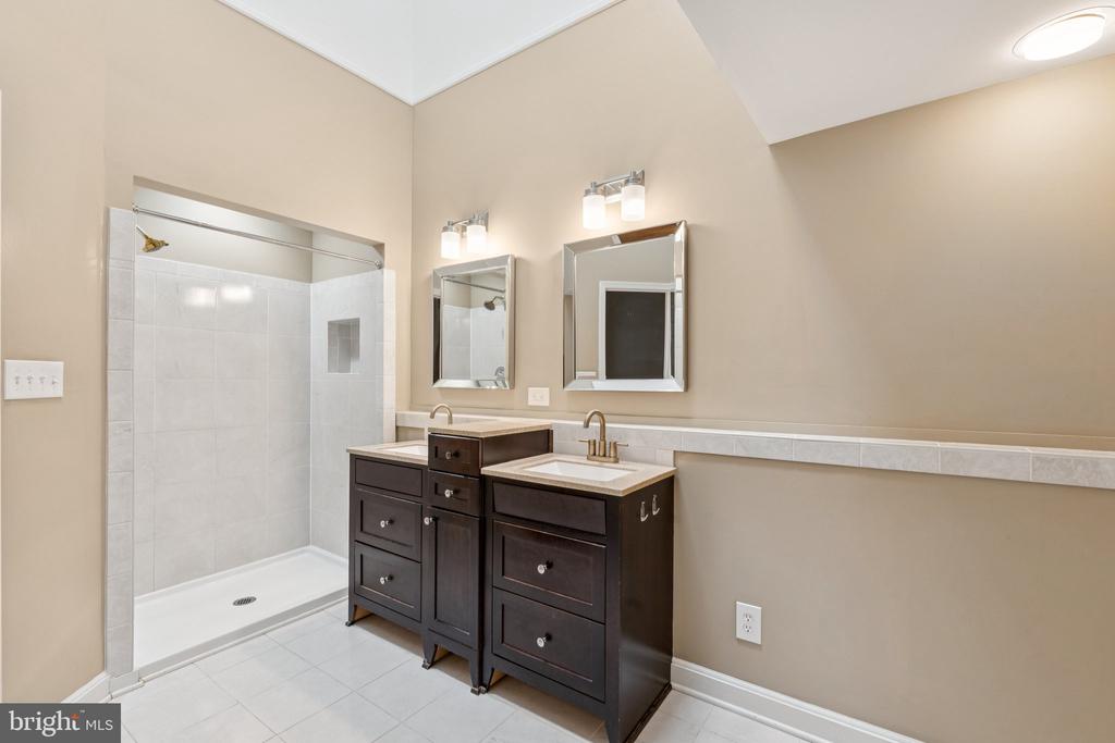 5875 WOODFIELD ESTATES DRIVE
