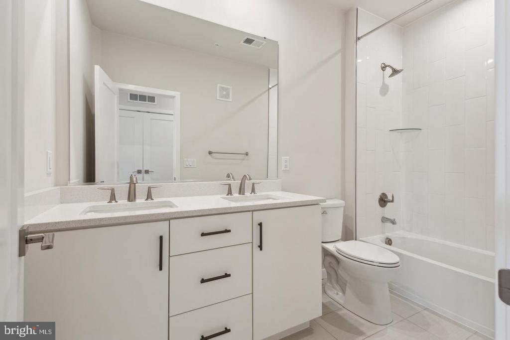 7454 BACKETT WOOD TERRACE 403