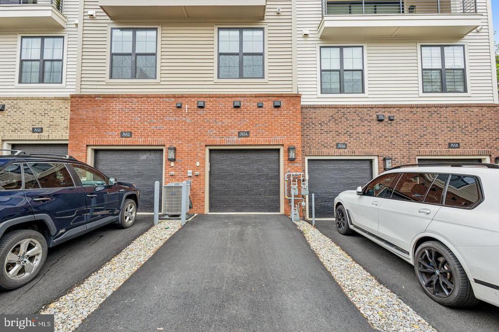 7454 BACKETT WOOD TERRACE 403
