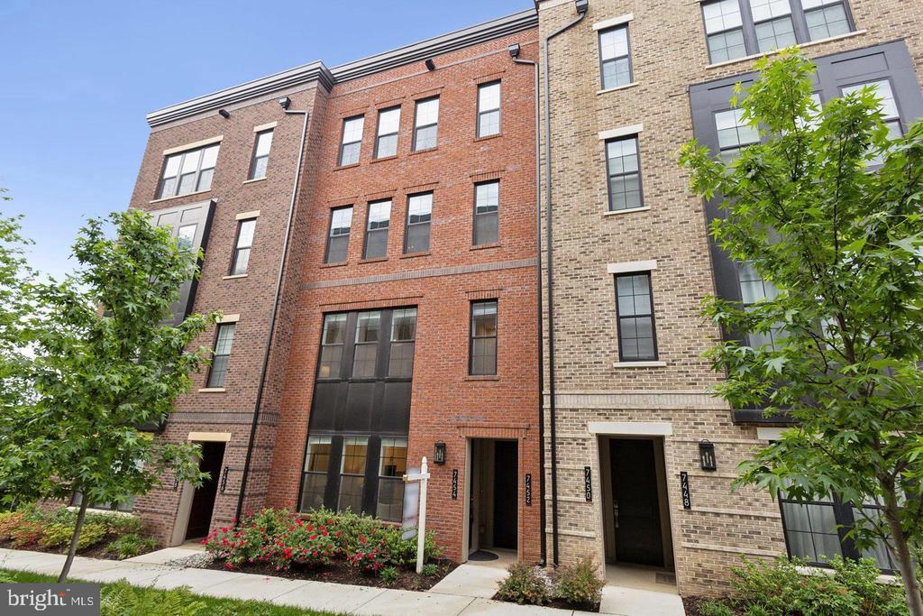 7454 BACKETT WOOD TERRACE 403