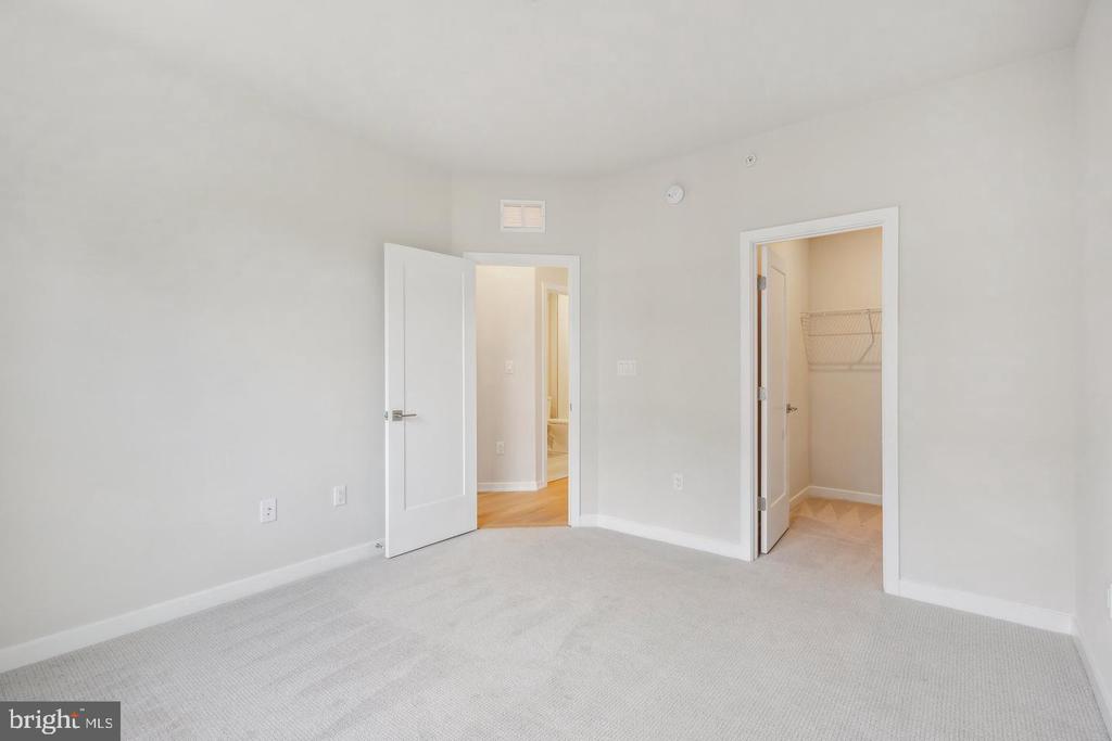 7454 BACKETT WOOD TERRACE 403