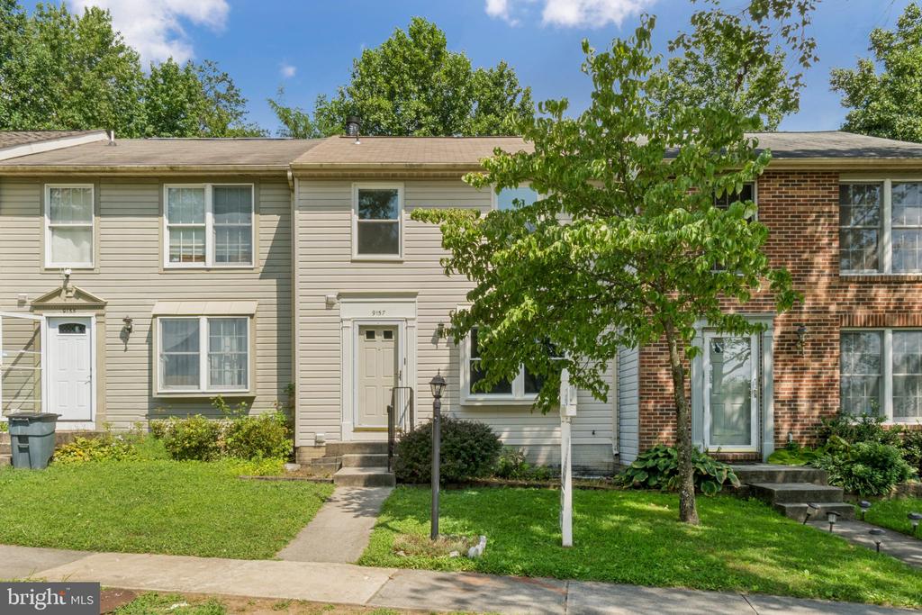 9157 SHEFFIELD HUNT COURT