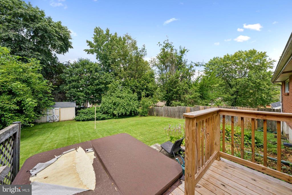 3702 HEATHER COURT