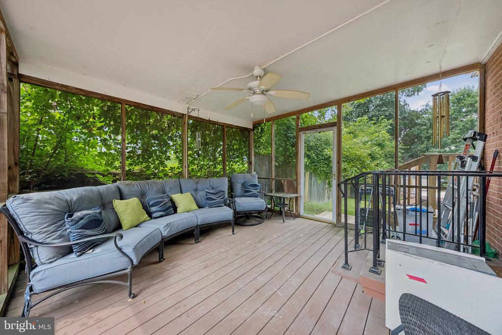 3702 HEATHER COURT
