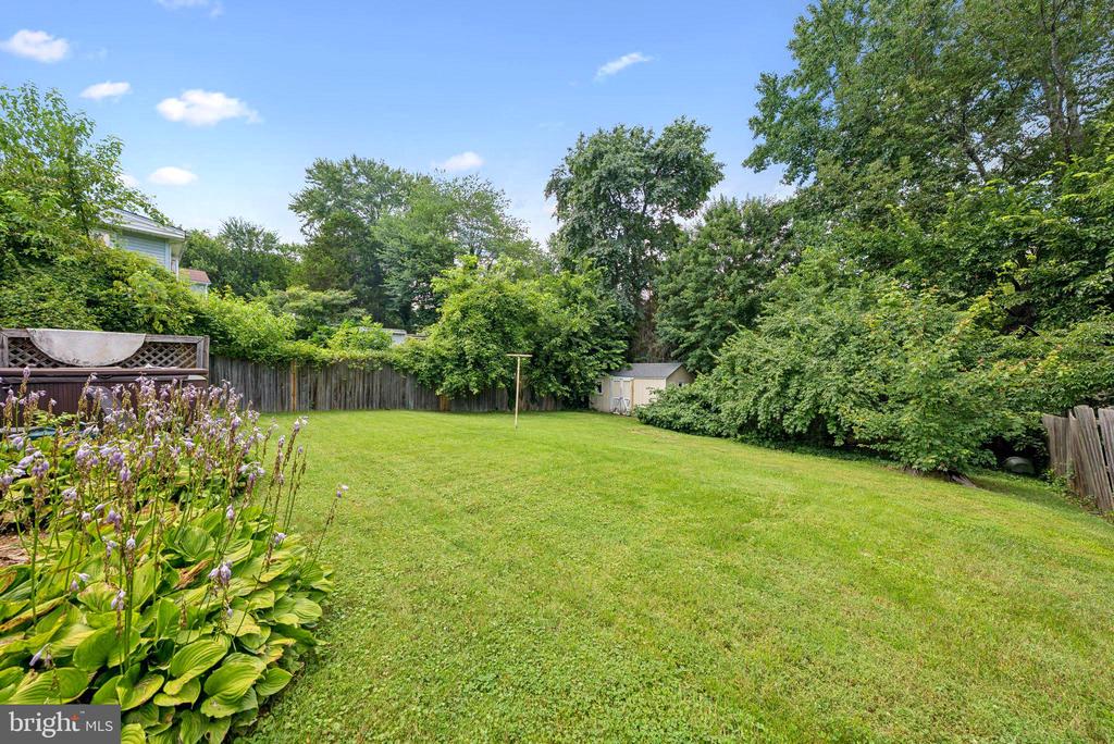 3702 HEATHER COURT