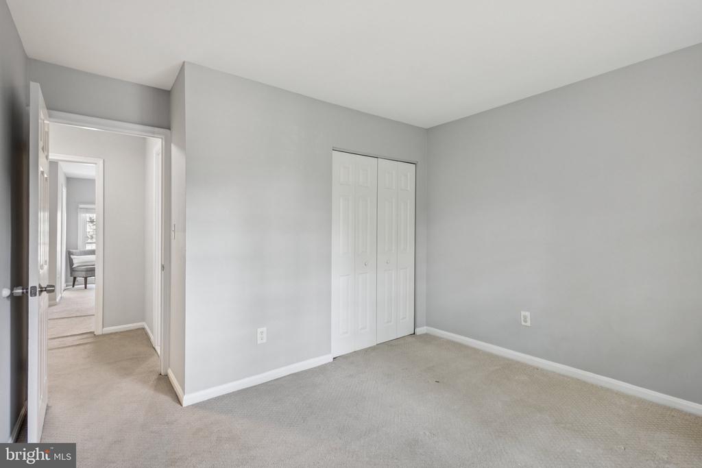 5427 SAFE HARBOR COURT