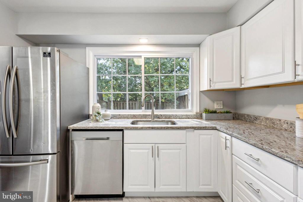 5427 SAFE HARBOR COURT