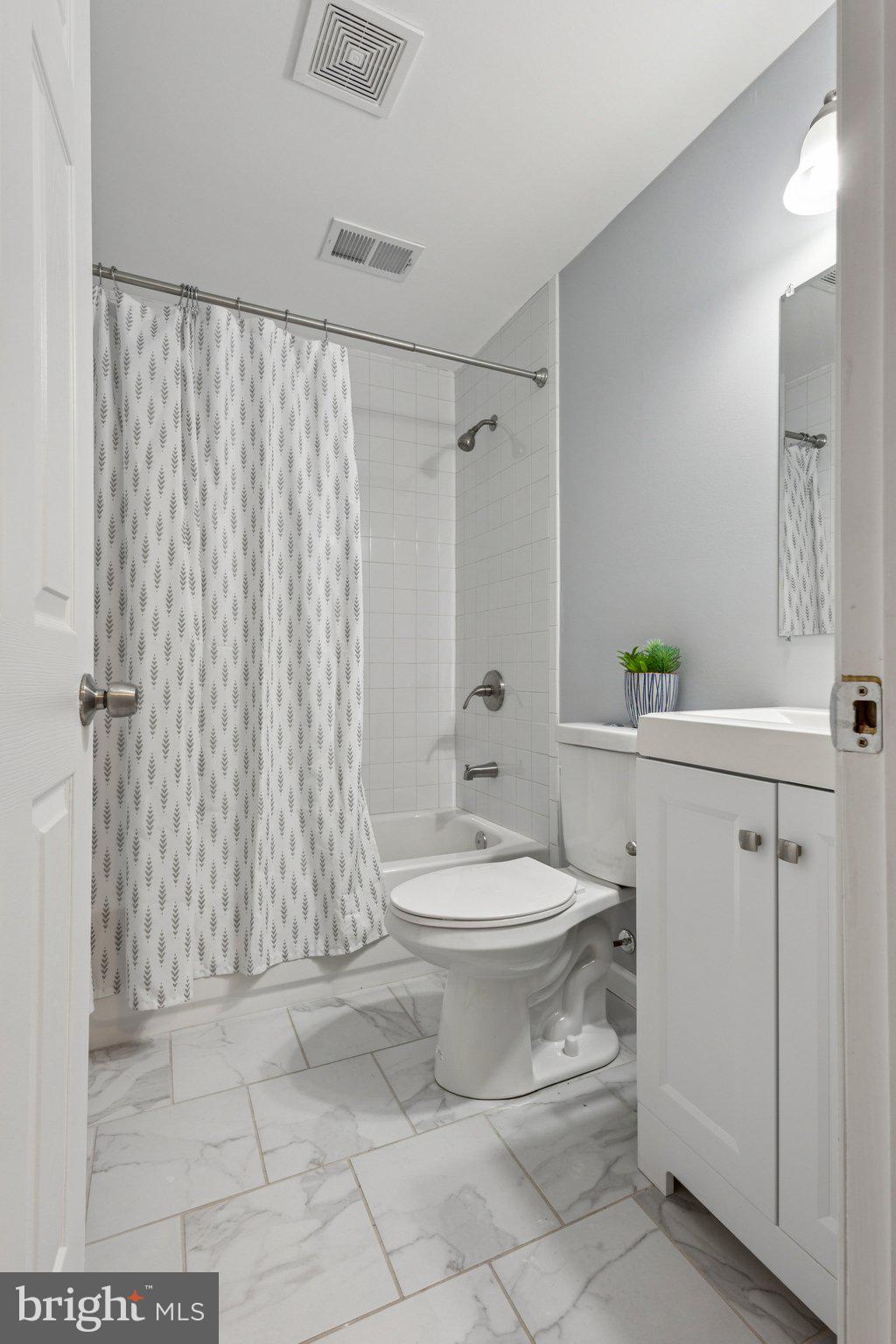 5427 SAFE HARBOR COURT
