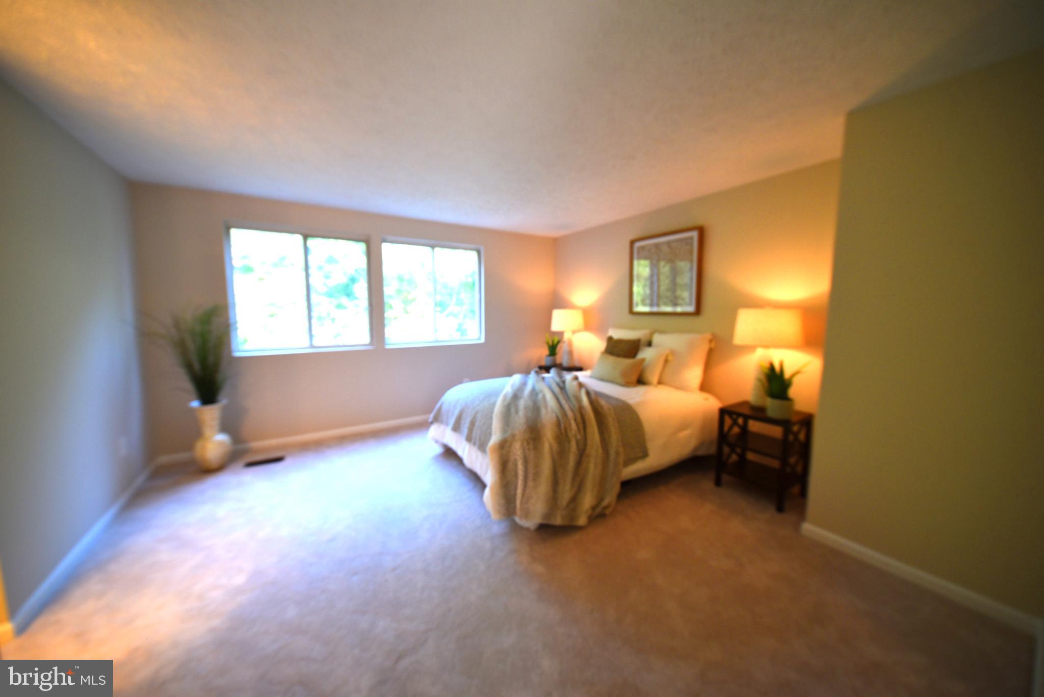1118 CASPER DRIVE