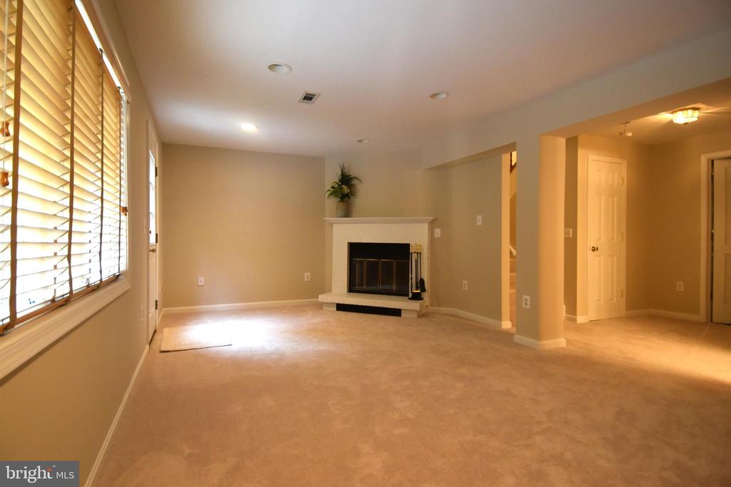 1118 CASPER DRIVE