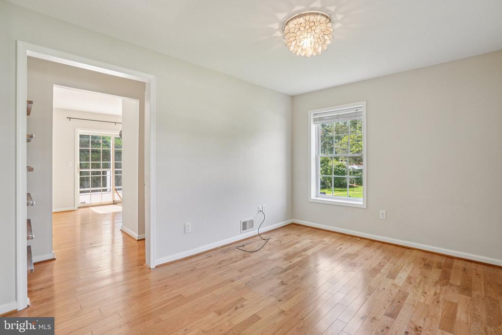7009 HICKORY HILL ROAD