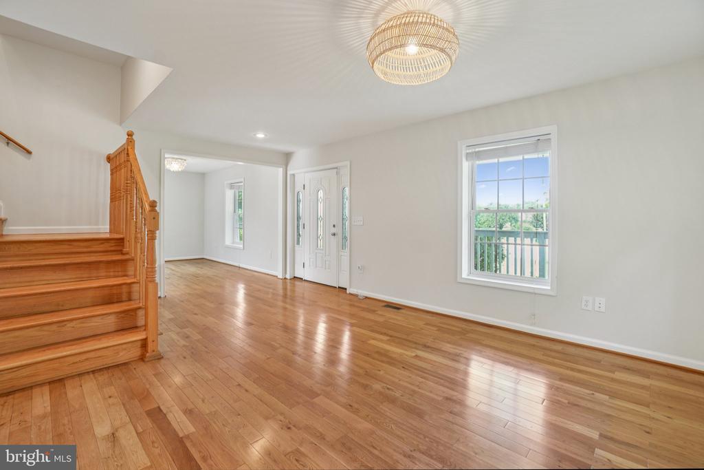 7009 HICKORY HILL ROAD