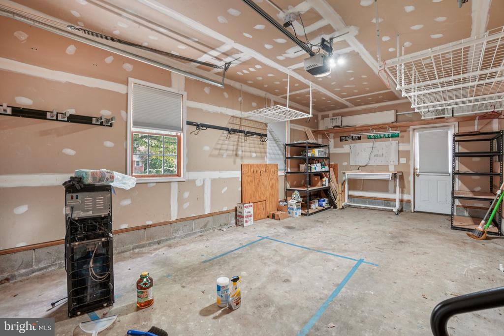 7009 HICKORY HILL ROAD