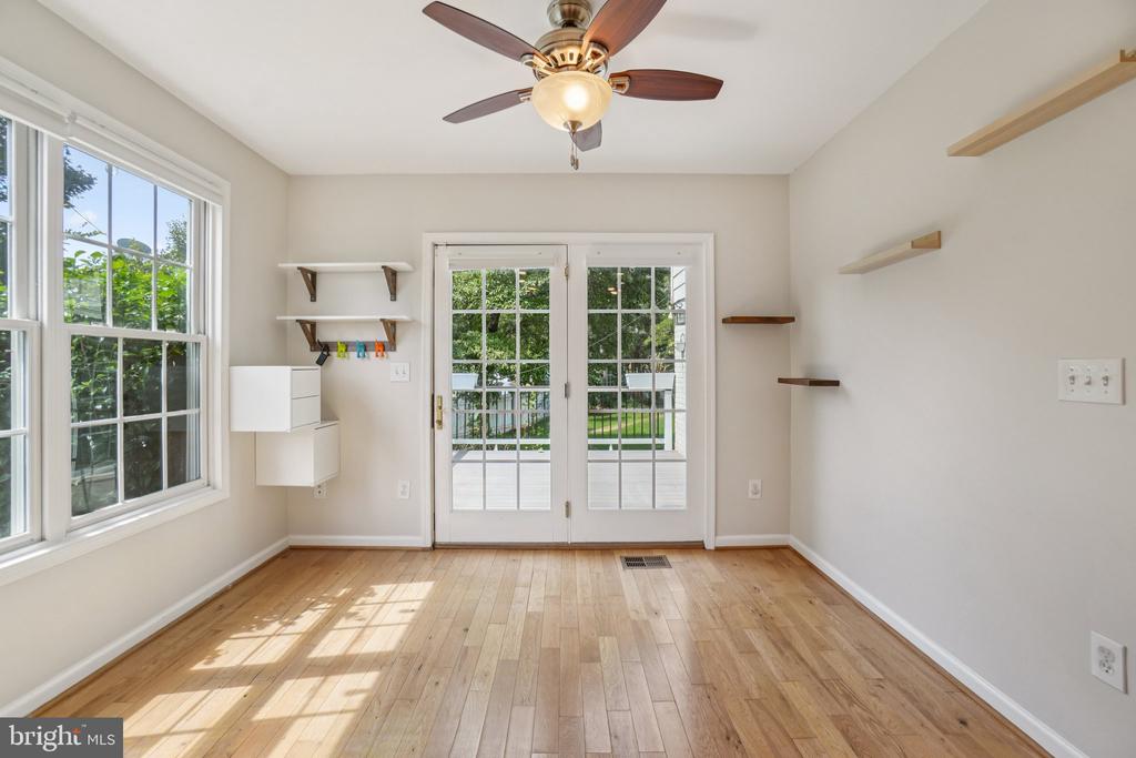 7009 HICKORY HILL ROAD