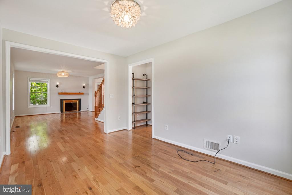 7009 HICKORY HILL ROAD