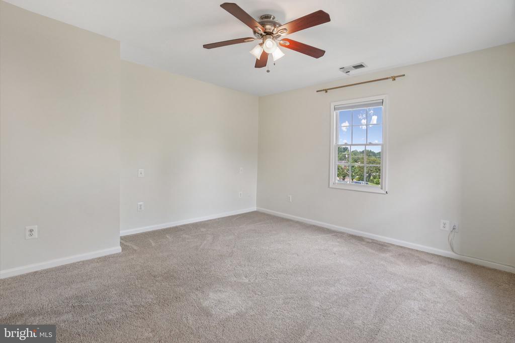 7009 HICKORY HILL ROAD