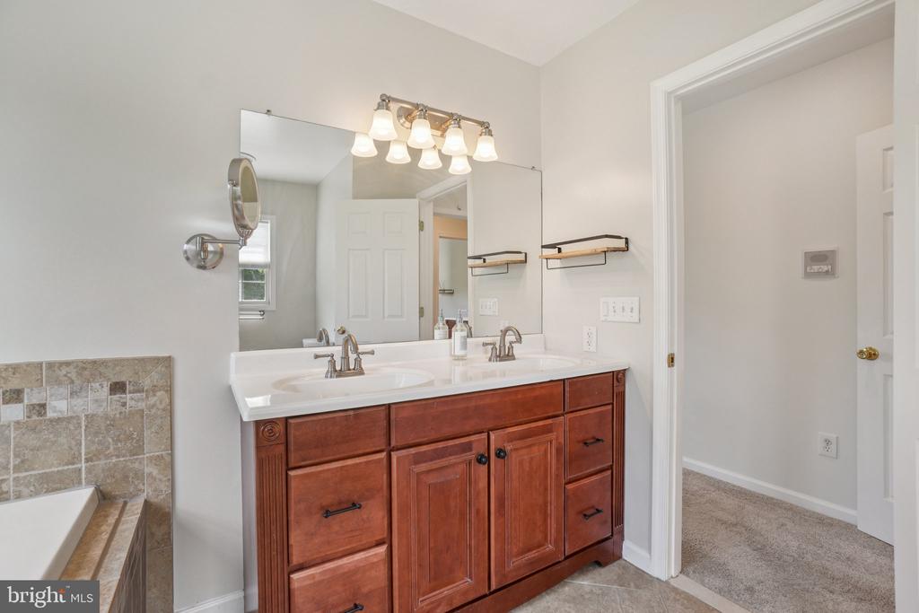 7009 HICKORY HILL ROAD