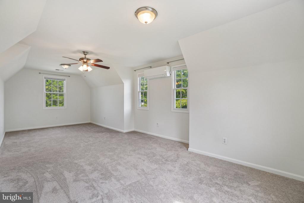 7009 HICKORY HILL ROAD