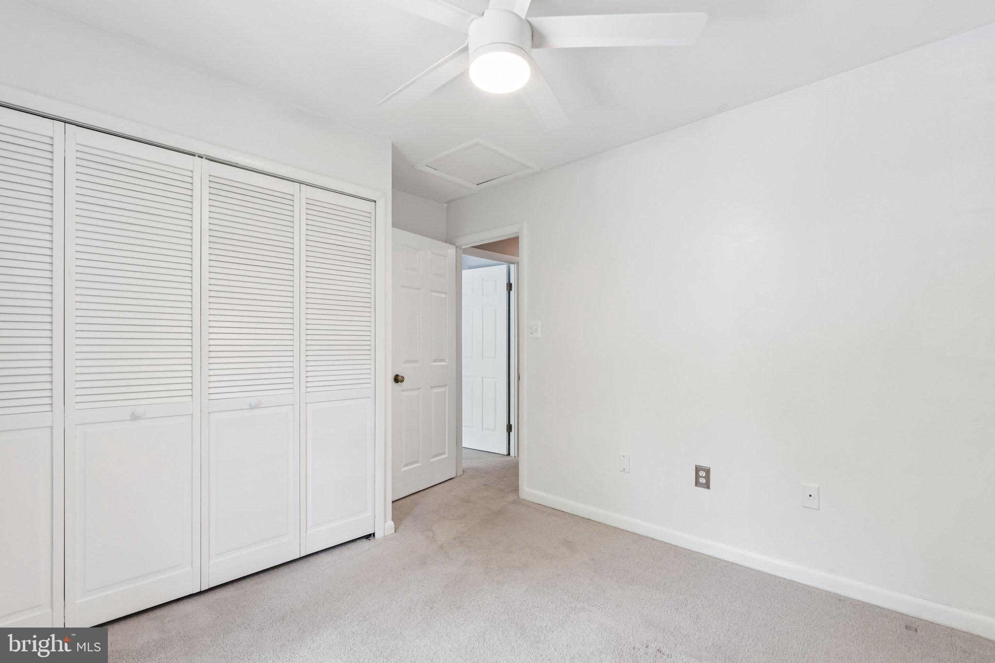 2009 SWANS NECK WAY