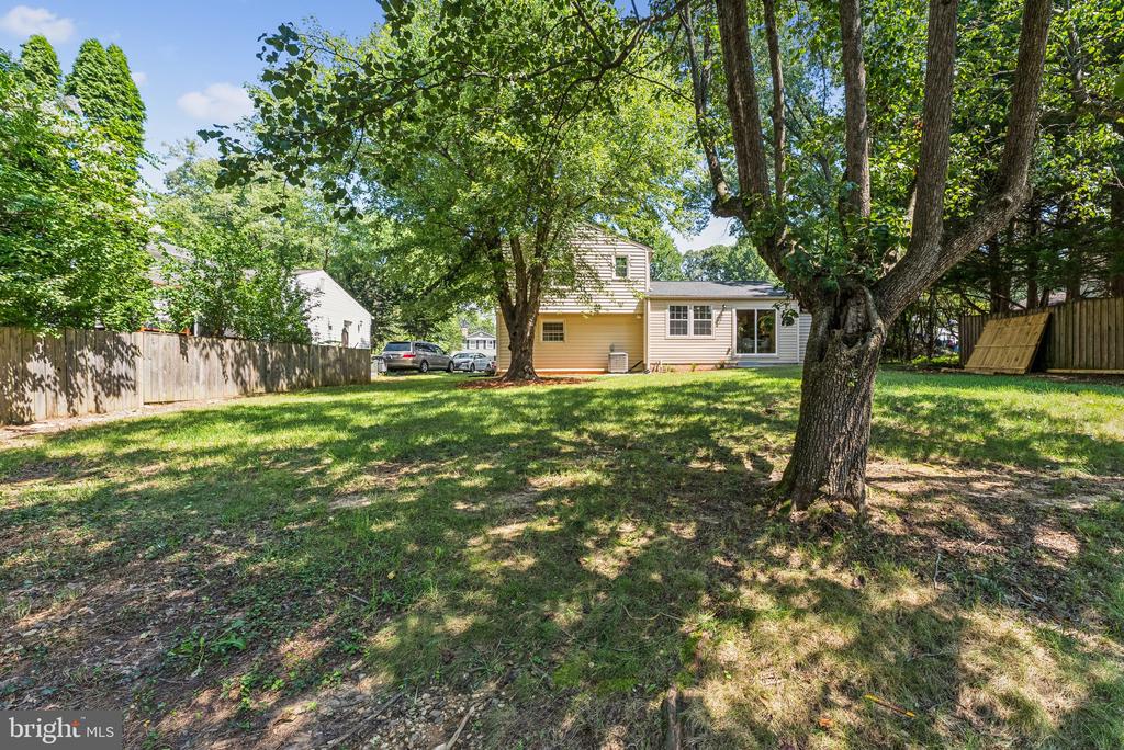 10449 CALUMET GROVE DRIVE
