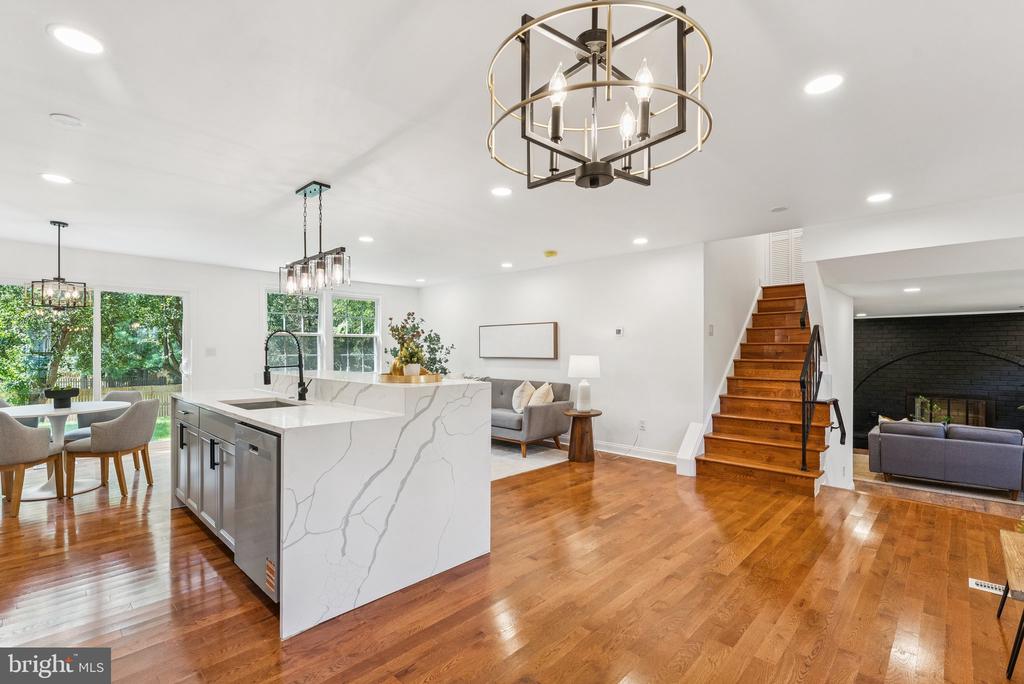 10449 CALUMET GROVE DRIVE