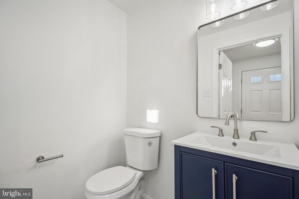 5205 PLEASURE COVE COURT