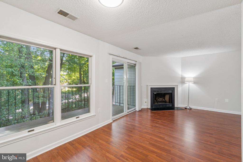 7260 GLEN HOLLOW COURT 60/4