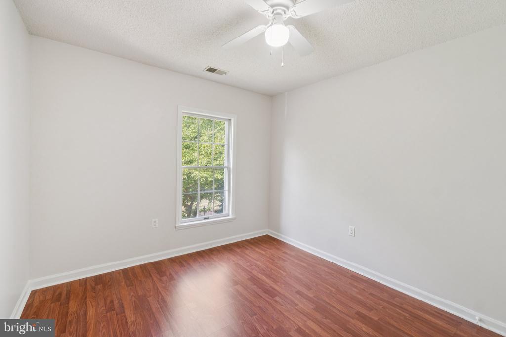 7260 GLEN HOLLOW COURT 60/4