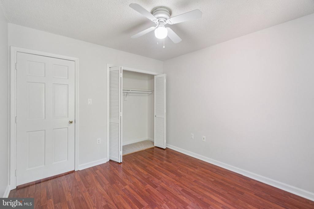 7260 GLEN HOLLOW COURT 60/4