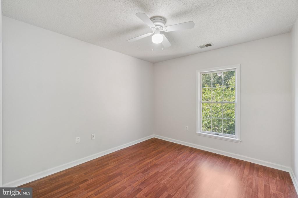 7260 GLEN HOLLOW COURT 60/4