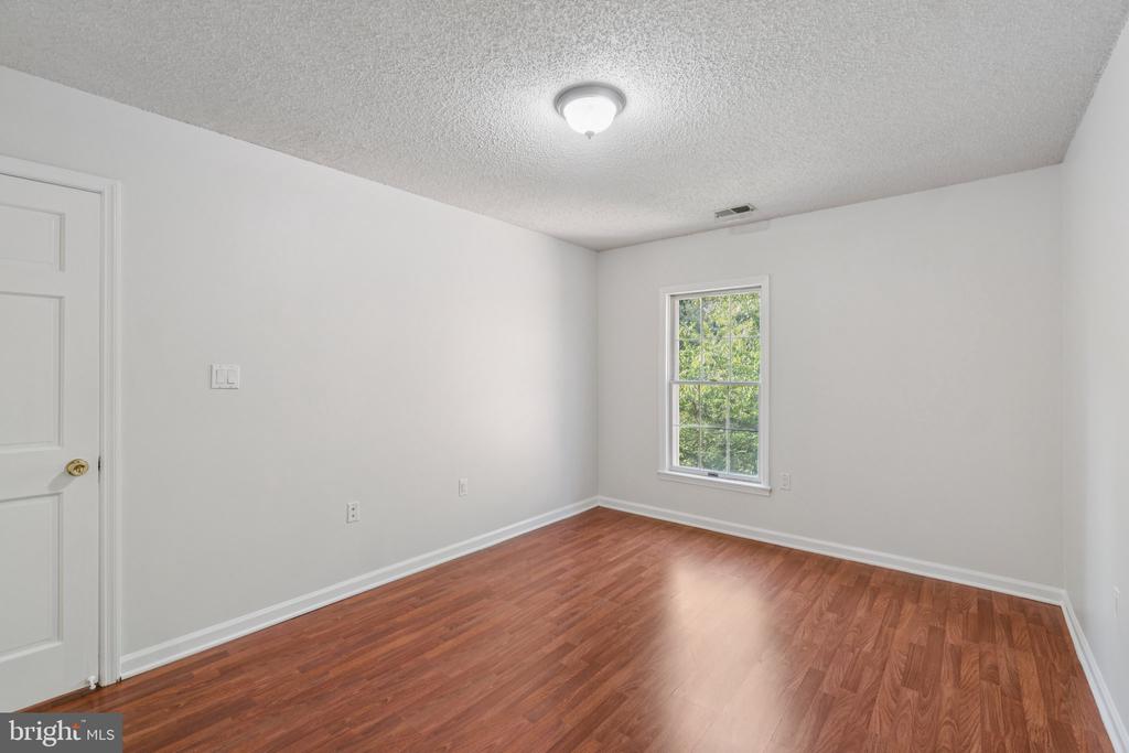7260 GLEN HOLLOW COURT 60/4