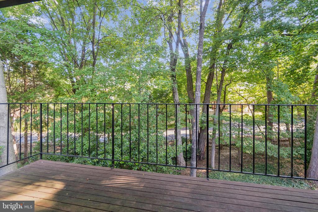 7260 GLEN HOLLOW COURT 60/4