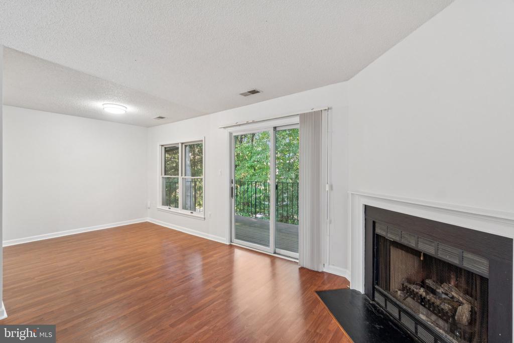 7260 GLEN HOLLOW COURT 60/4