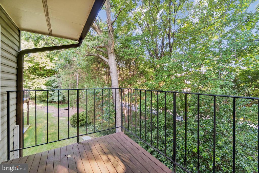 7260 GLEN HOLLOW COURT 60/4
