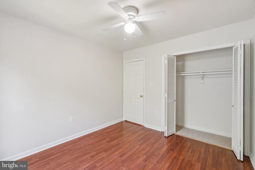 7260 GLEN HOLLOW COURT 60/4