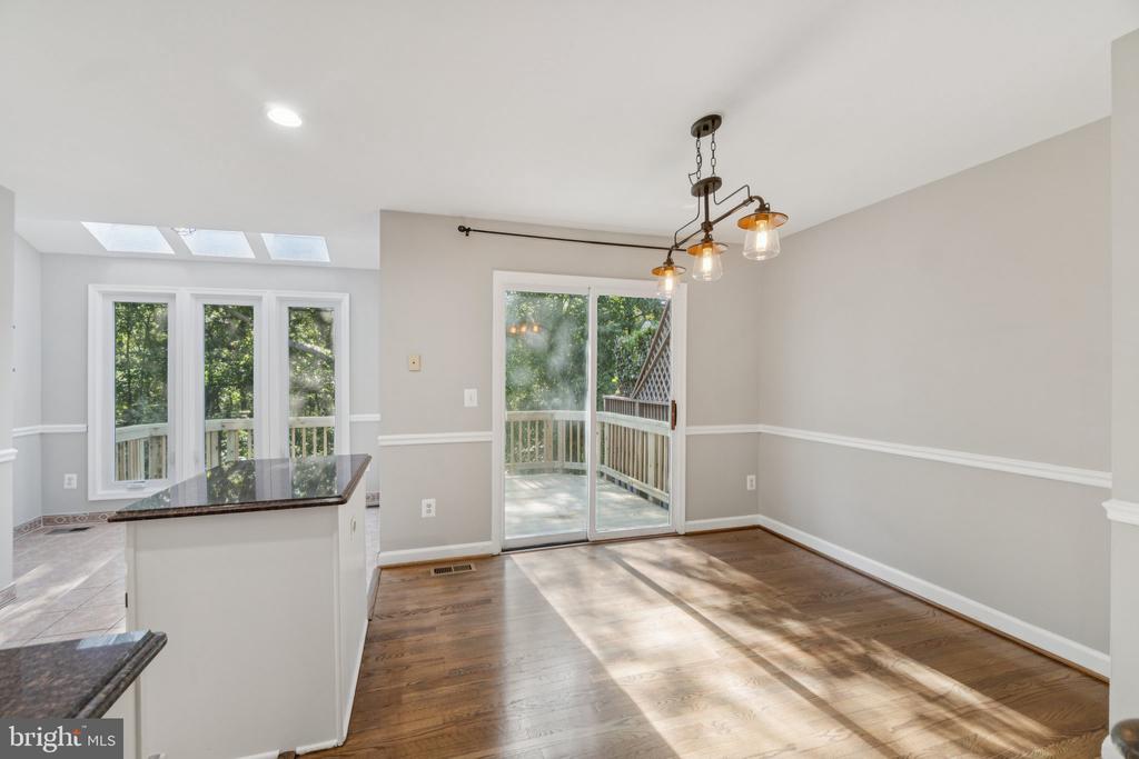 6104 JOUST LANE