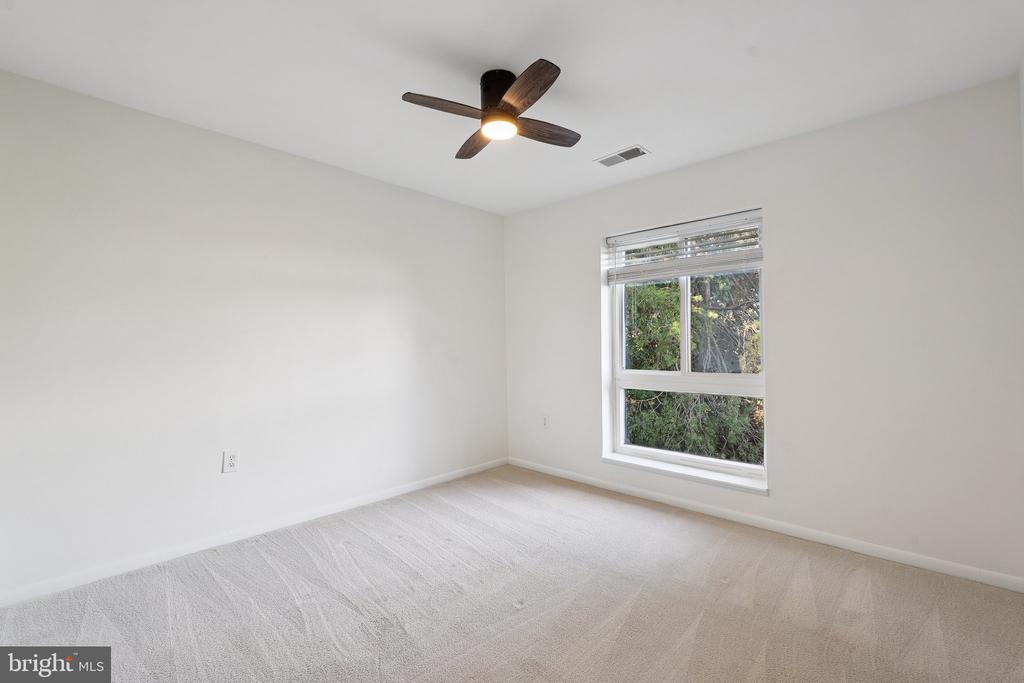 2101 COLTS NECK COURT