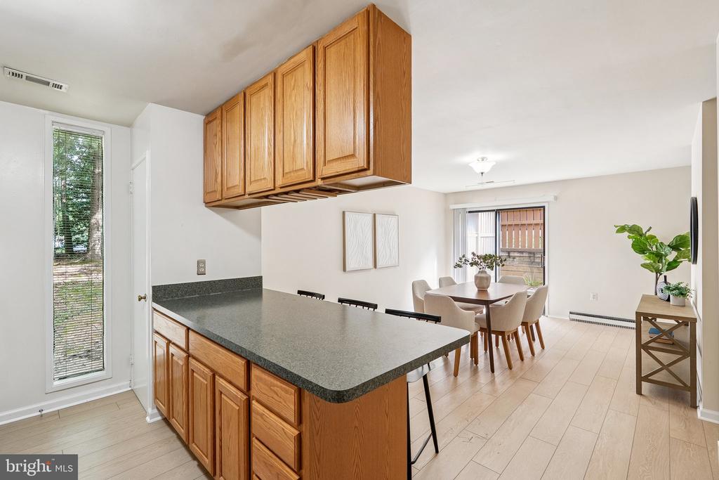 2343 GLADE BANK WAY