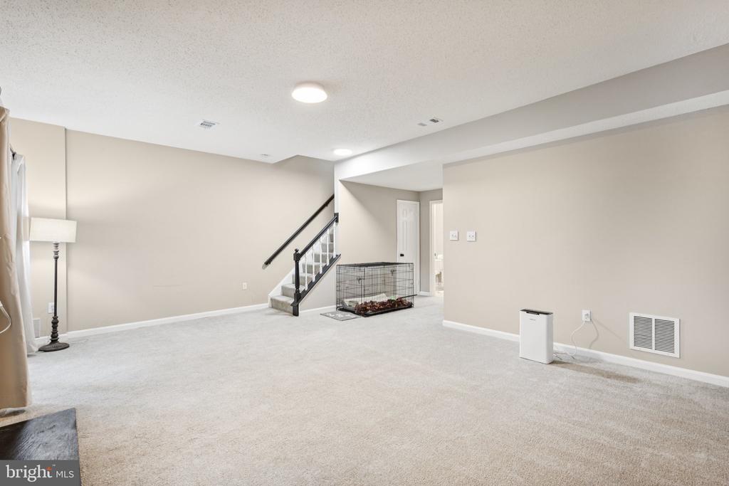 7257 WHITLERS CREEK DRIVE