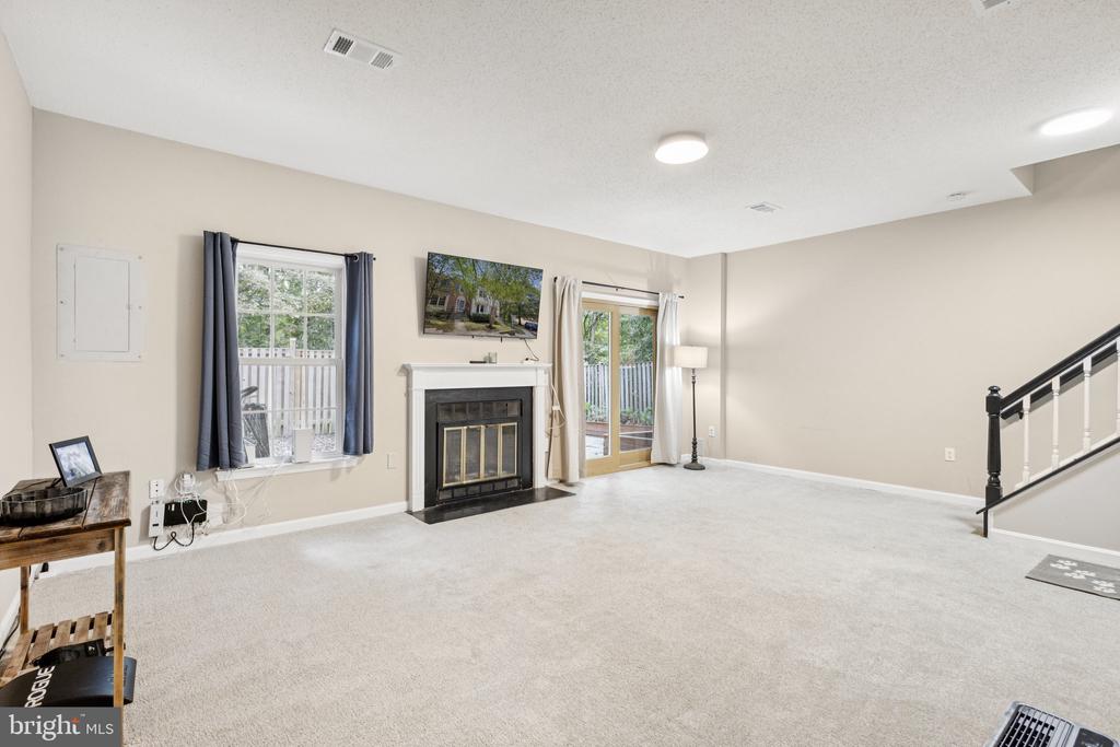 7257 WHITLERS CREEK DRIVE