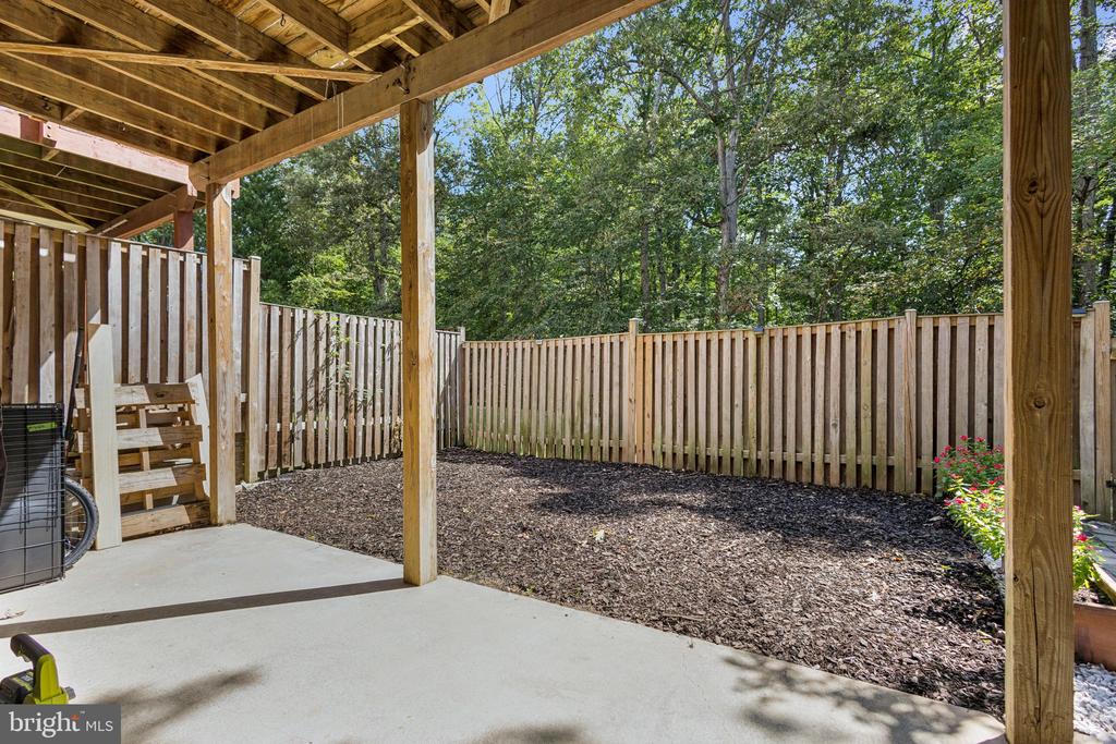 7257 WHITLERS CREEK DRIVE