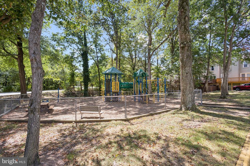 7257 WHITLERS CREEK DRIVE