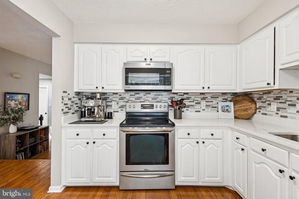 7257 WHITLERS CREEK DRIVE