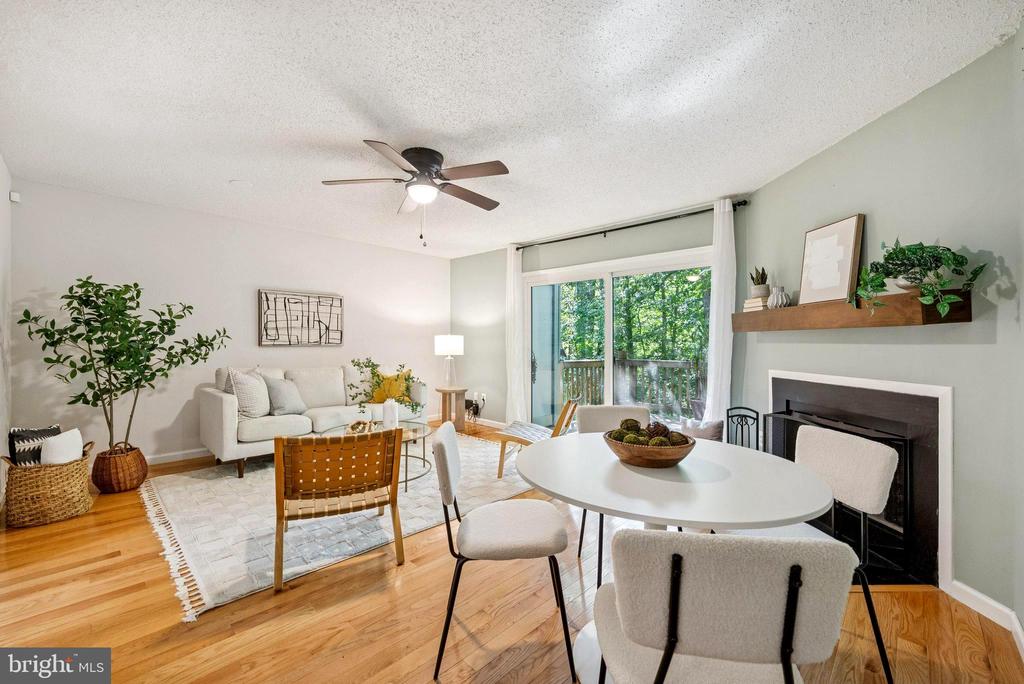 2210 COPPERSMITH SQUARE