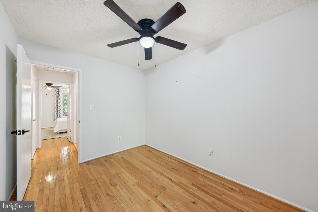 2210 COPPERSMITH SQUARE