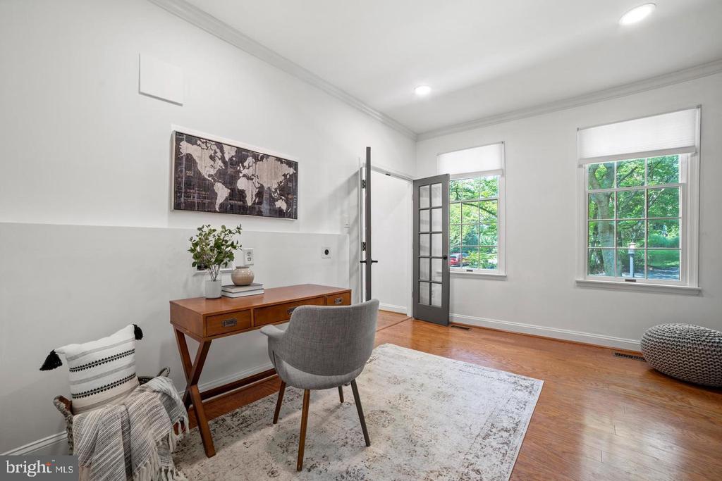 5309 TRACTOR LANE
