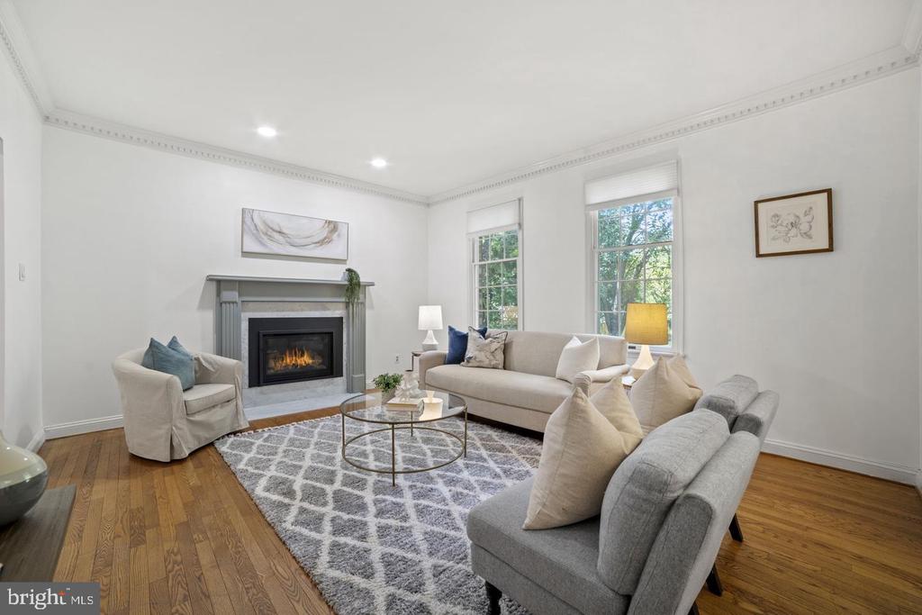 5309 TRACTOR LANE