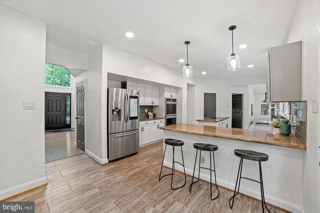 5309 TRACTOR LANE