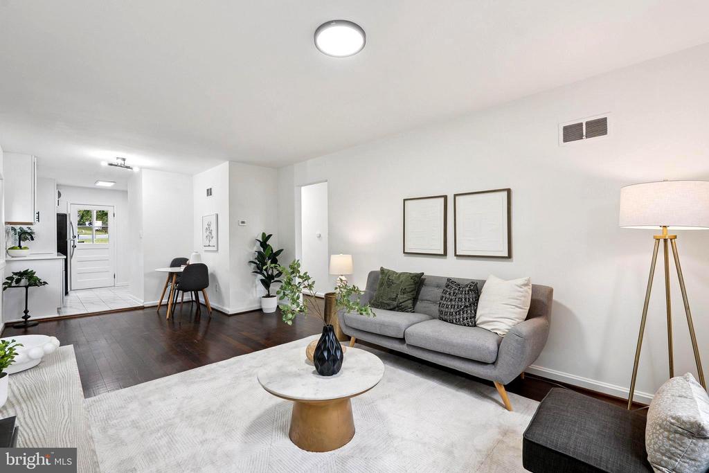 3300 BURGUNDY ROAD