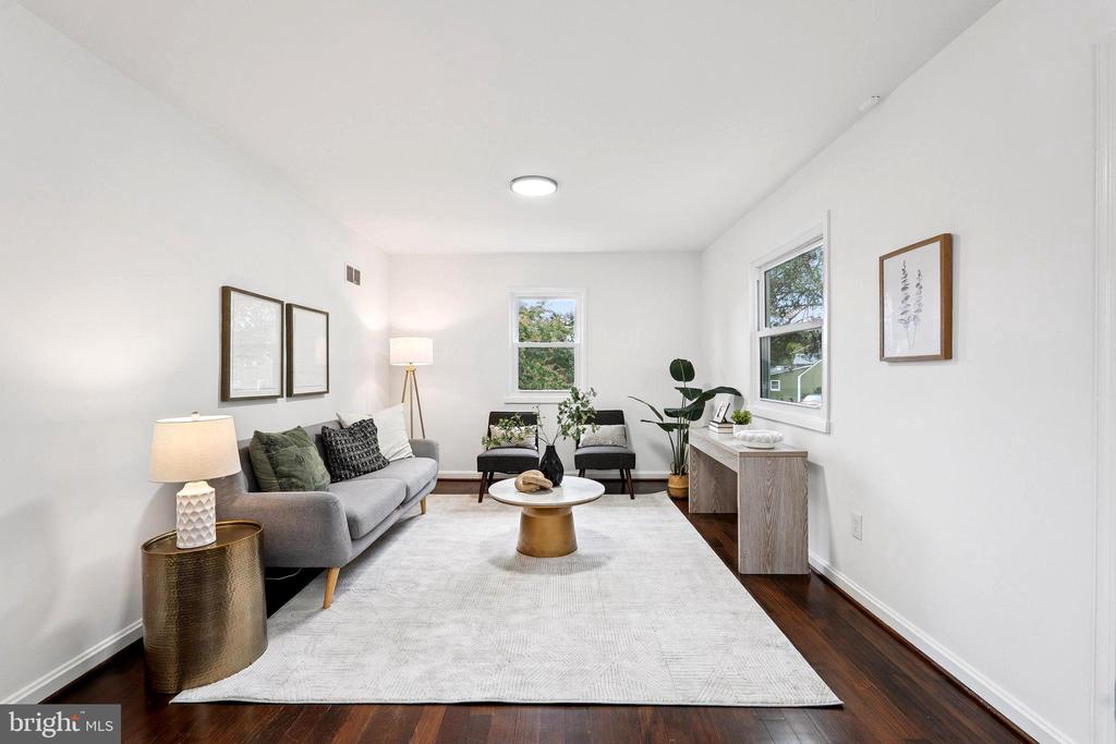 3300 BURGUNDY ROAD